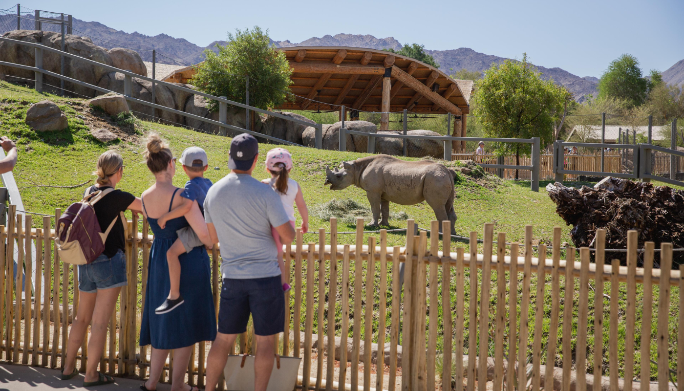 family at a zoo in palm springs